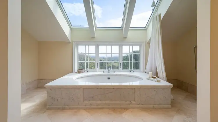 Bathroom Bathtub Designs